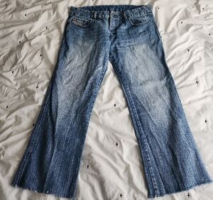 Diesel Only The Brave Mens Jeans Missing Button